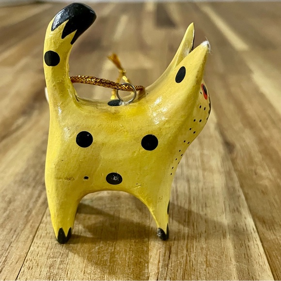 Wooden Hand Painted Cat Christmas Ornaments Made in Indonesia Folk Art Cat Lover - Picture 10 of 12